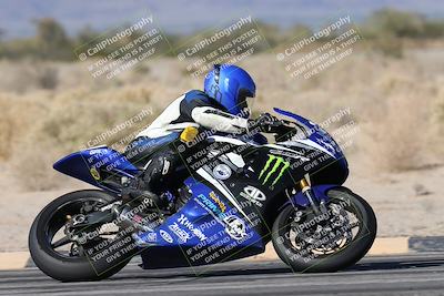 media/Dec-07-2025-CVMA (Sun) [[3e7d2de5dc]]/Race 7-Formula Lightweight Twins Shootout/